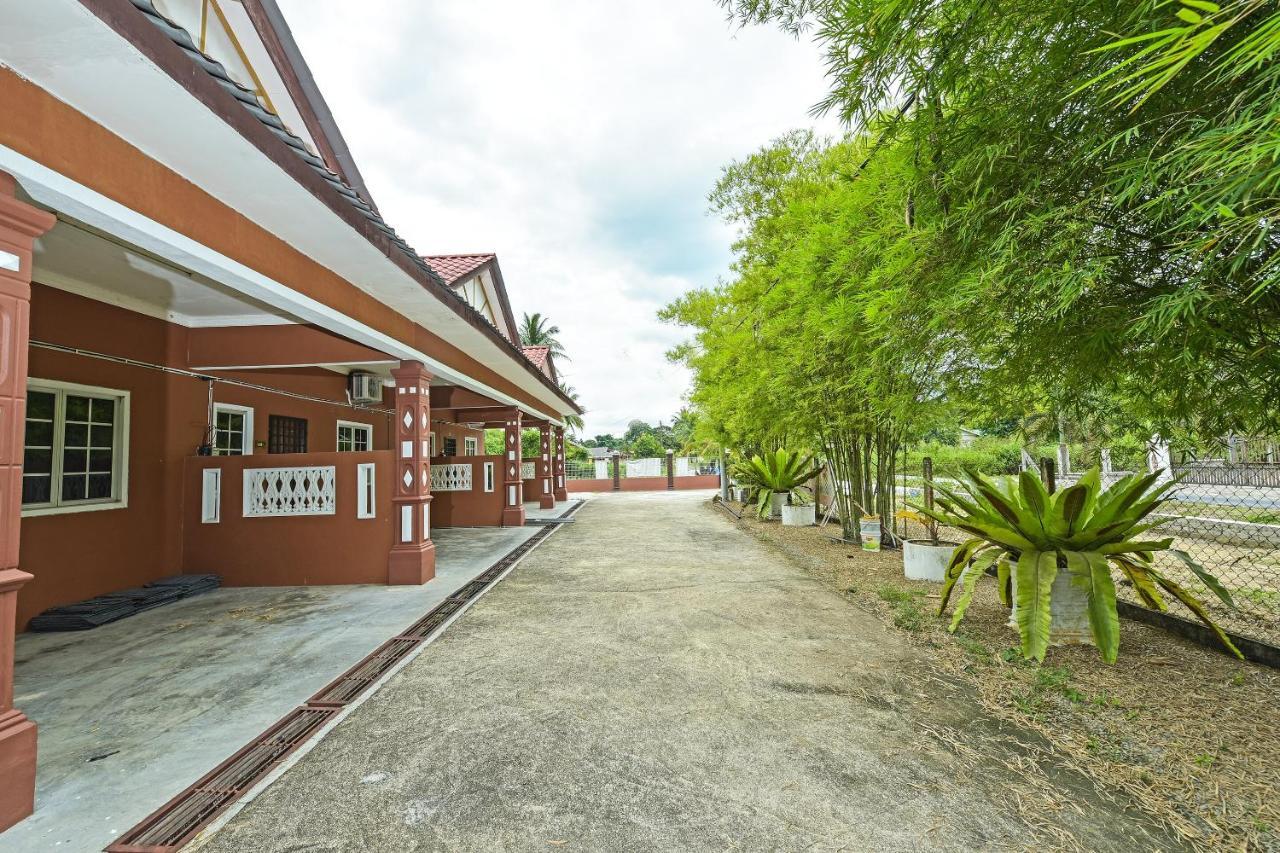 Oyo 90642 Twin Mutiara Chalet & Homestay Jeli 외부 사진