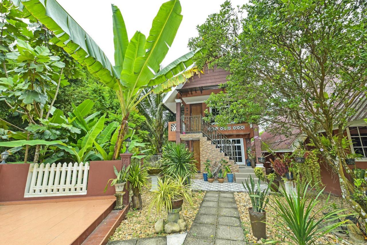 Oyo 90642 Twin Mutiara Chalet & Homestay Jeli 외부 사진