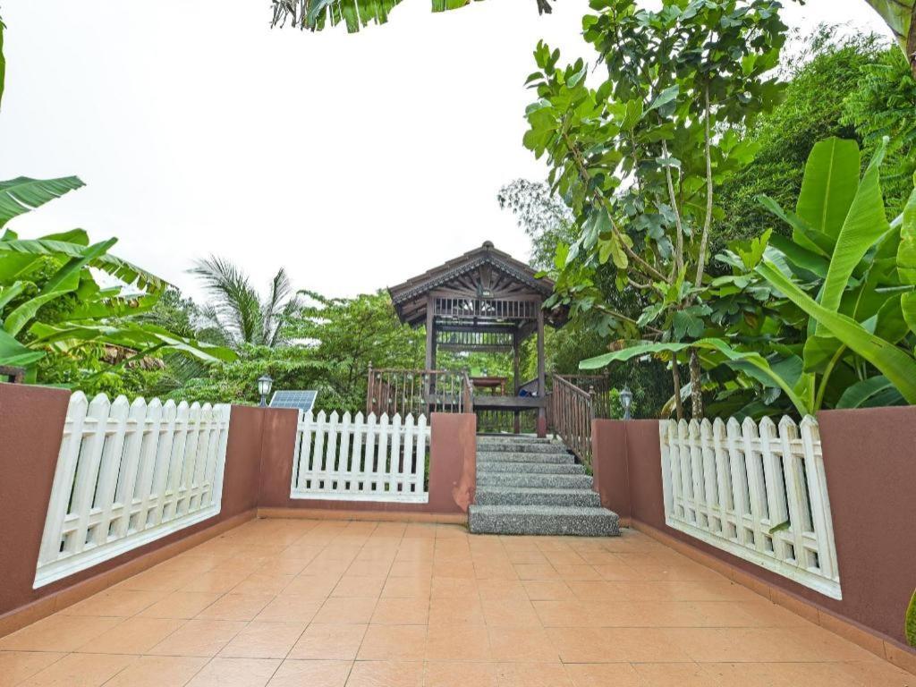 Oyo 90642 Twin Mutiara Chalet & Homestay Jeli 외부 사진