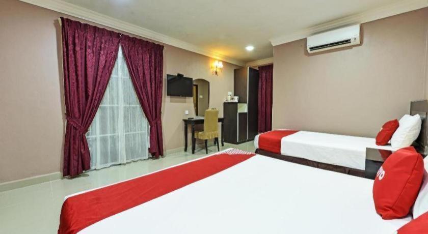 Oyo 90642 Twin Mutiara Chalet & Homestay Jeli 외부 사진
